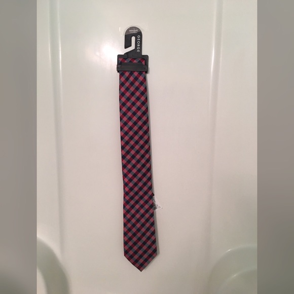 ❤️NWT Men’s Red & Blue Tie By George - Picture 2 of 6